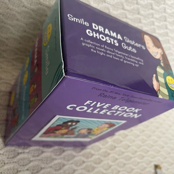 5 Book Set by Raina Telgemeier: Smile, Drama, Sisters, Ghosts , and Guts - Picture 6 of 6